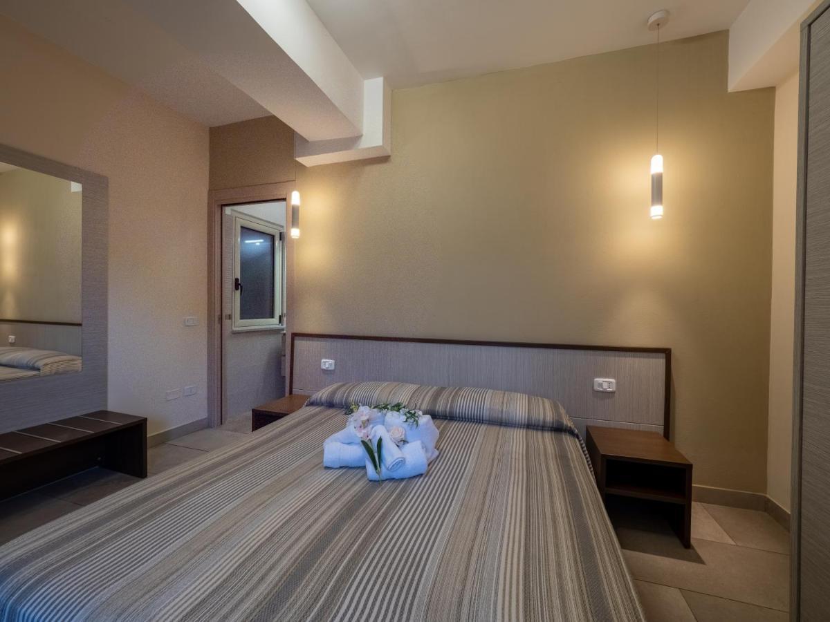 B&B Villa Lisa Корильяно-Калабро Екстер'єр фото